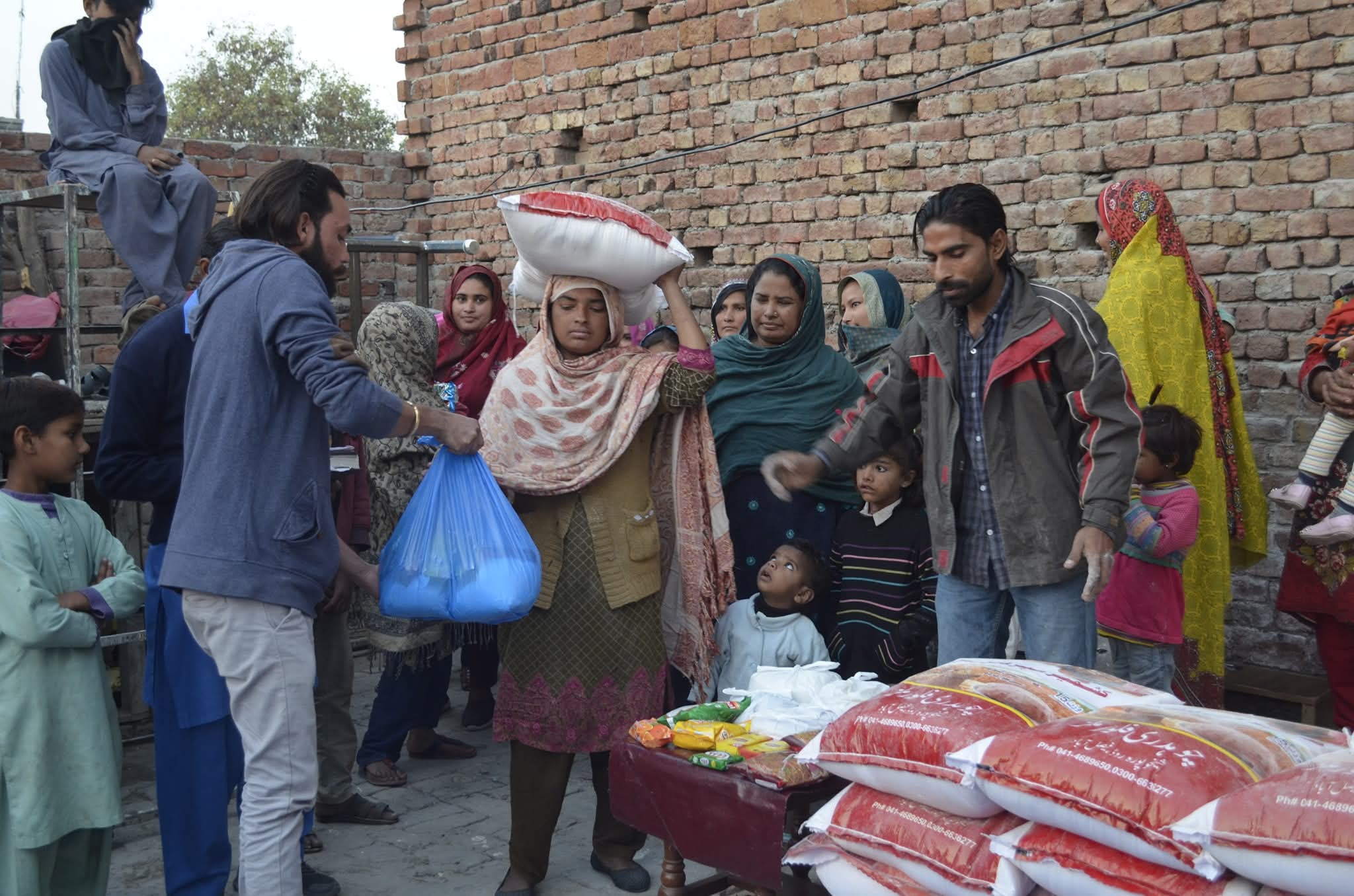 Food assistance for a woman in need